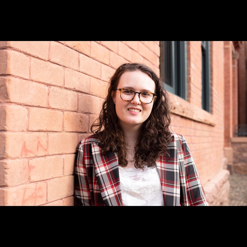 Meet your Posher, Isabel